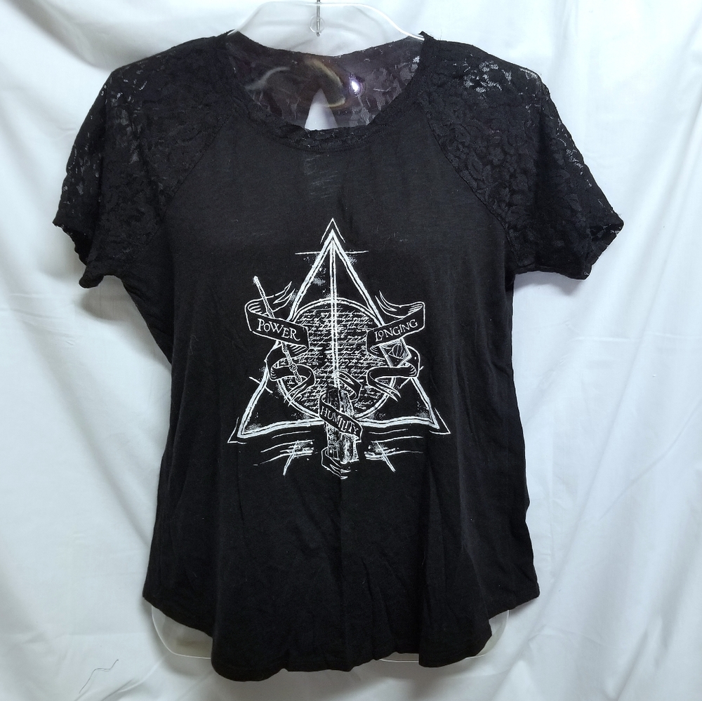 Harry Potter Deathly Hallows M Keyhole Back Shirt